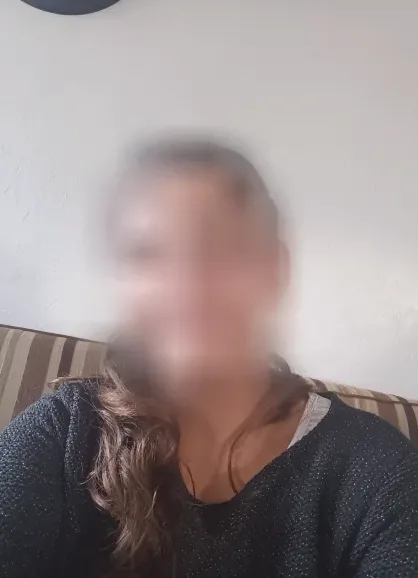 Ana, 25 años