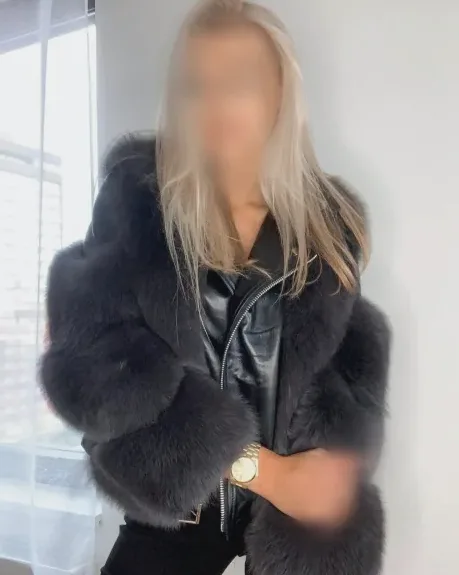 Yasmina, 28 años